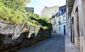 Bombarda Charming Central Apartment